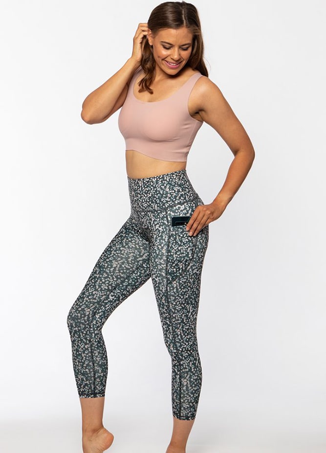 La Sculpte - Daisy High Waisted 7.8 Leggings With Pockets - Front 2 Cool yoga wear and cool yoga outfit - La Sculpte - Daisy High Waisted 7/8 Leggings With Pockets